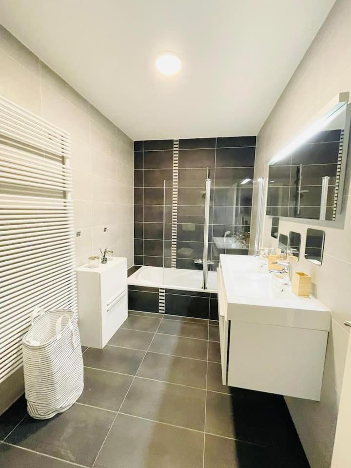 Luxury Green Penthouse Terrace&Parking - 117 Luxembourg Bagian luar foto